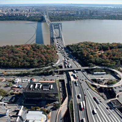 不锈钢，使这座世界上最繁忙的大桥获得新生