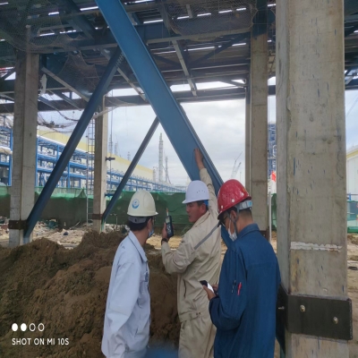 现场总包会同监理检查防火层厚度